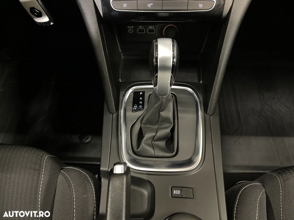 Renault Megane TCe EDC Zen - 19