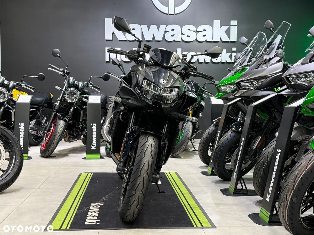 Kawasaki H2 - 9