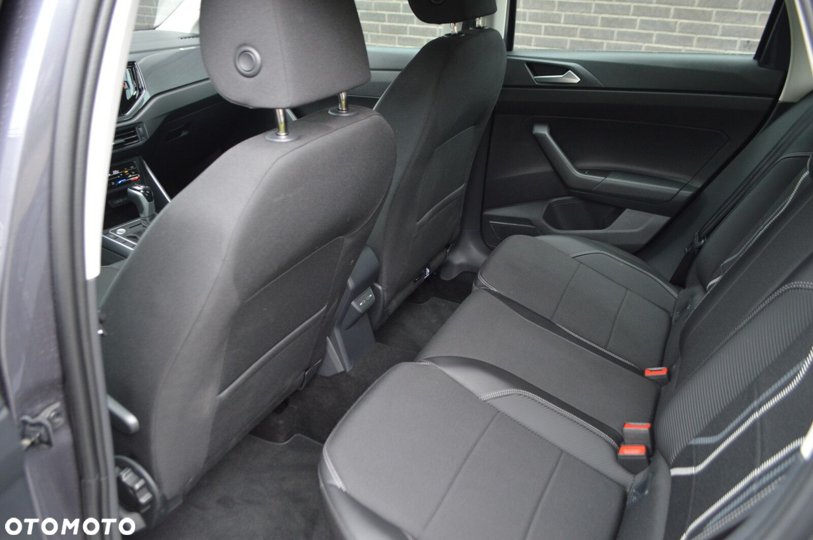 Volkswagen Taigo 1.5 TSI ACT Style DSG - 20