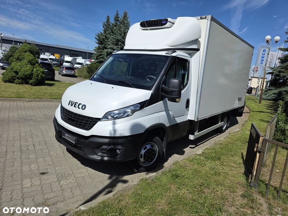 Iveco 50C16 Chłodnia Izoterma Winda 1000 kg ! 8EP + Zasilanie 230V Krajowy ! - 3