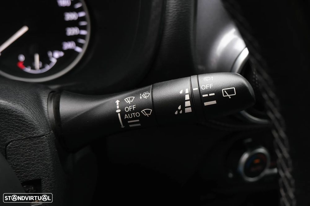 Nissan Juke 1.0 DIG-T Tekna TwoTone T DCT - 29