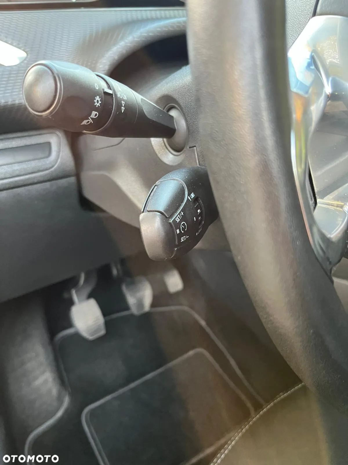 Peugeot 208 PureTech 82 Style - 10