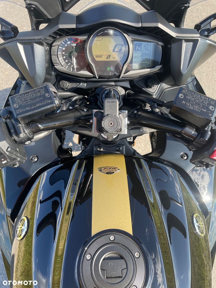 Yamaha FJR - 9