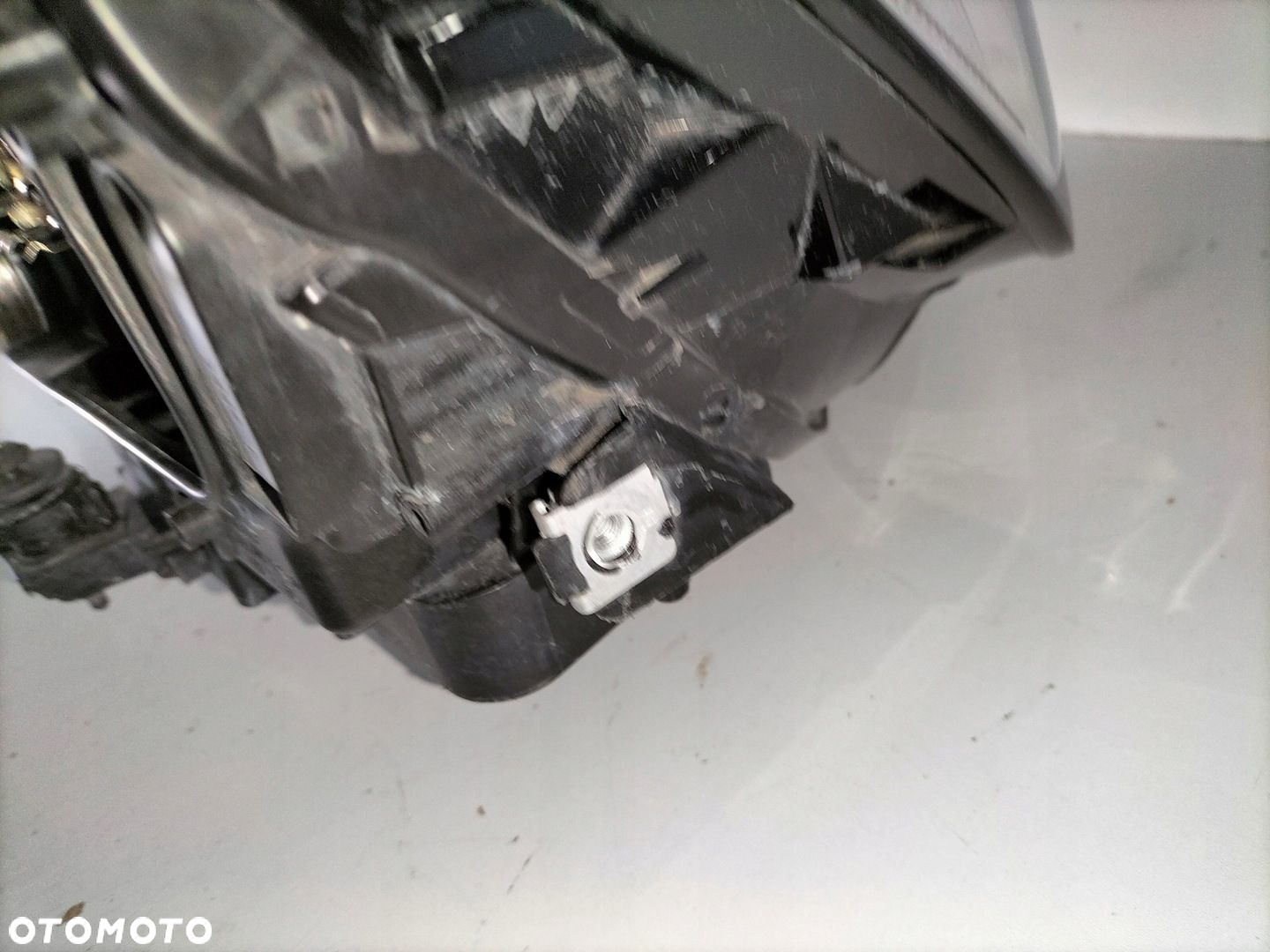 Lampa przednia prawa VW GOLF 7 VII 13- SPORTSVAN - 6