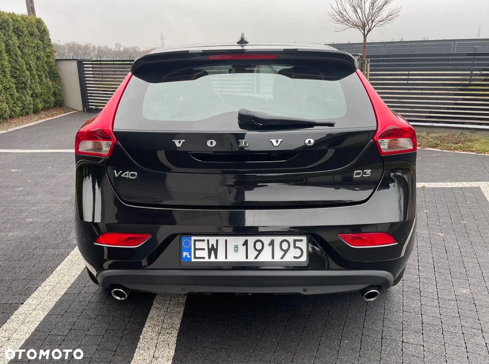 Volvo V40 D3 Momentum - 5