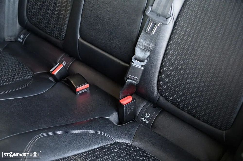 Jaguar XF 2.0 D R-Sport Aut. - 35