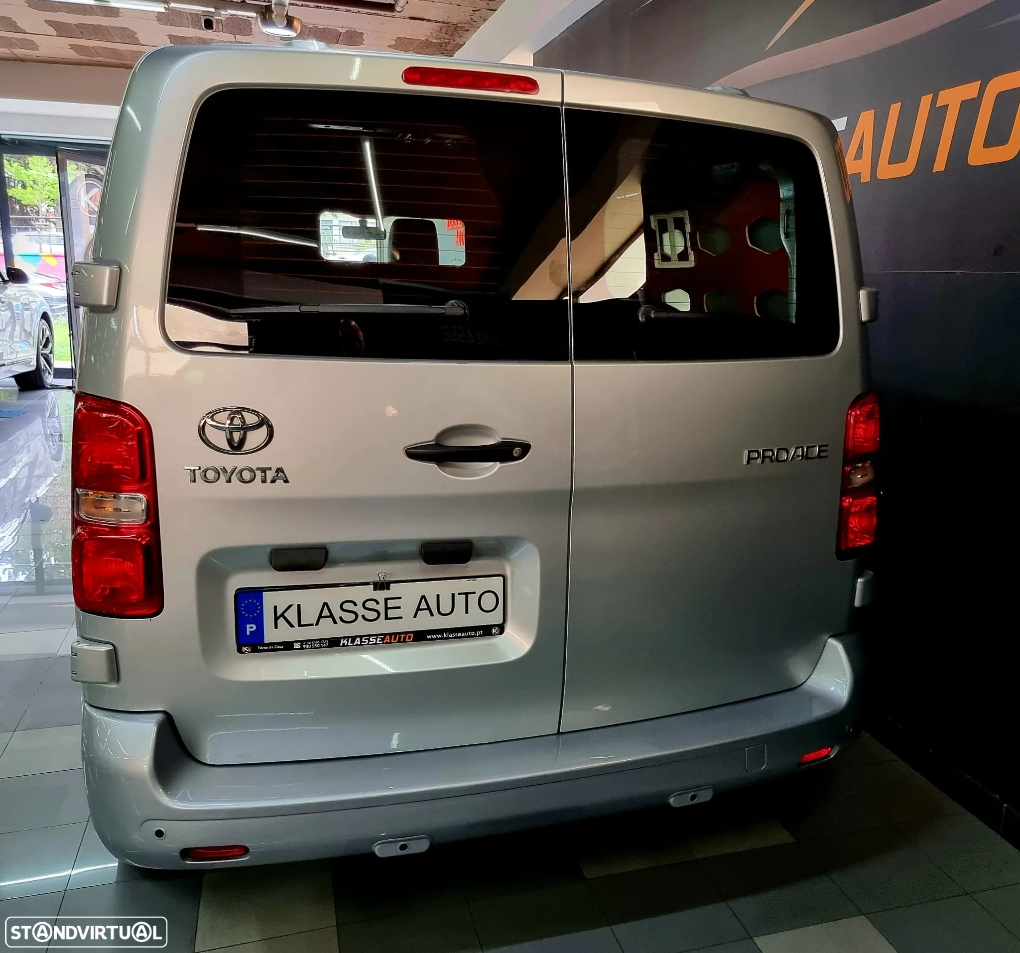 Toyota PROACE  1.6 D 4D 3 LUGARES L 1 - 12
