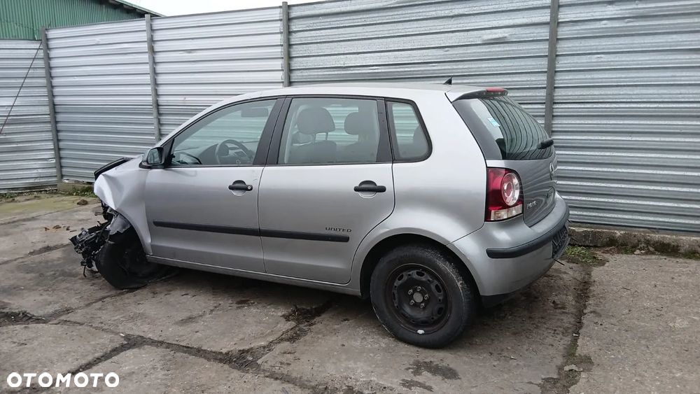 Tylko części VW Polo IV FL 9N3 1.2 12V BZG 70KM 51kW HB 5D 05-09 lakier LA7R - 5