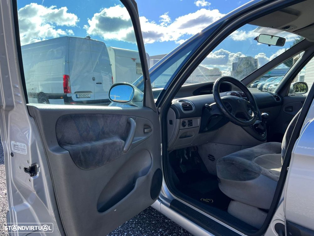 Citroën Xsara Picasso 1.6 Exclusive - 15