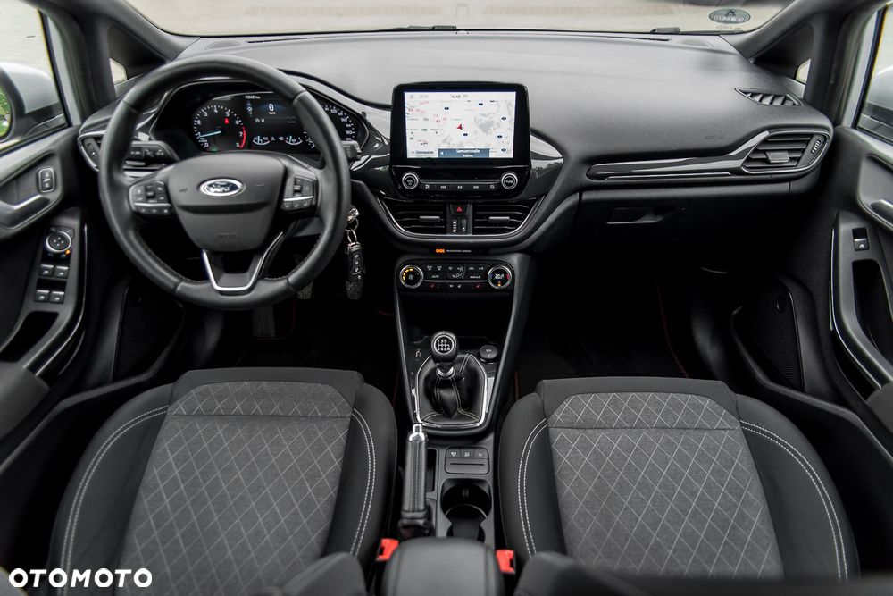 Ford Fiesta - 38