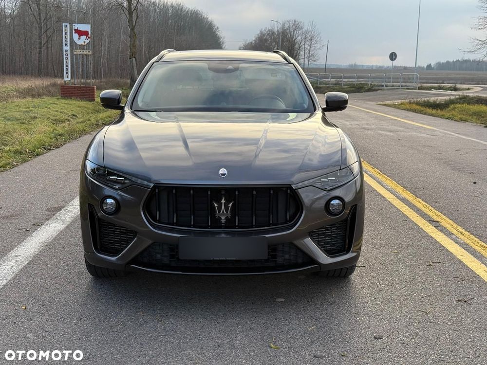 Maserati Levante - 2