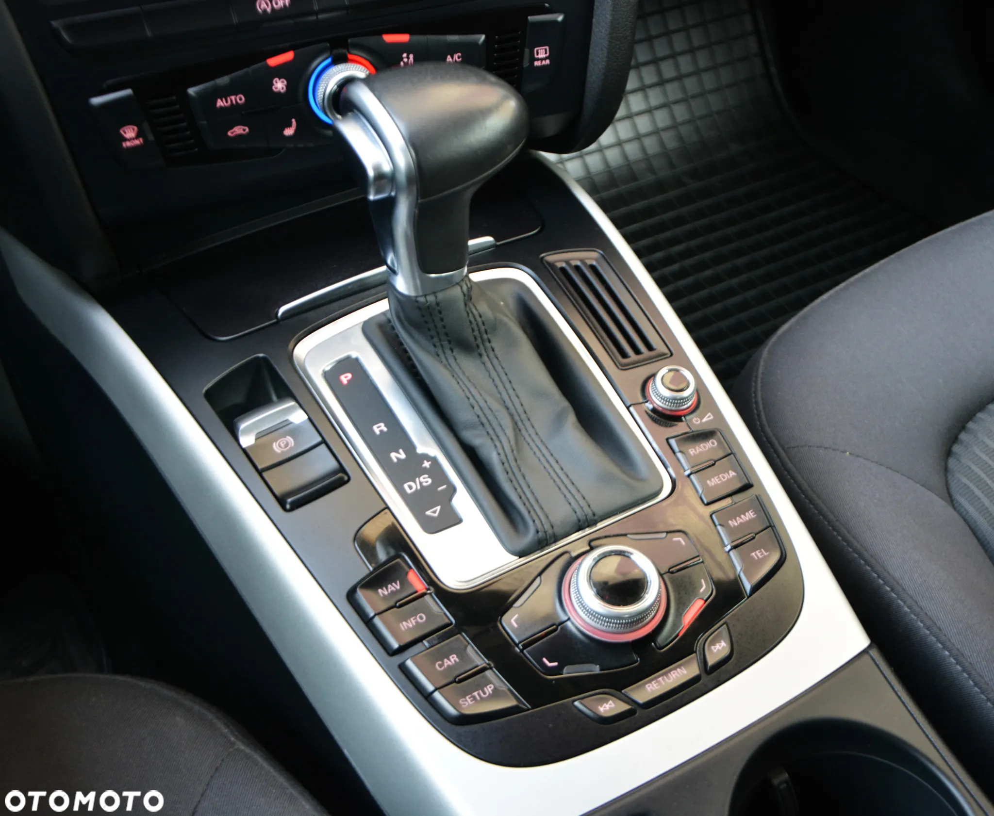 Audi A4 Avant - 32