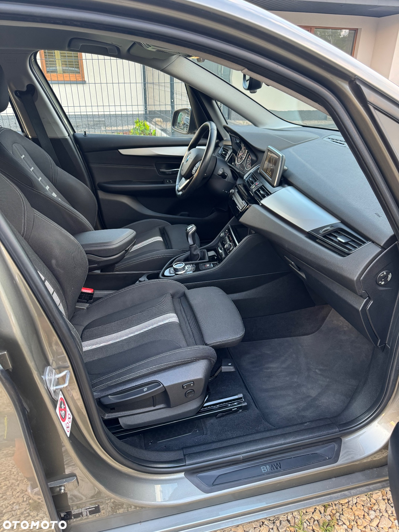 BMW Seria 2 220i Active Tourer Sport Line - 29