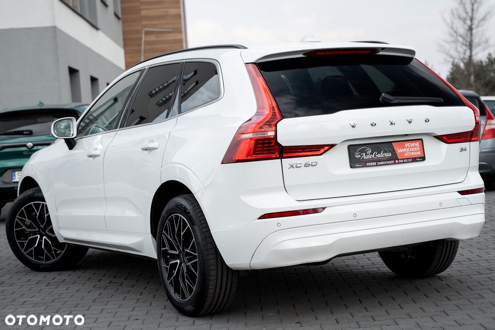 Volvo XC 60 B4 D Geartronic Momentum Pro - 16