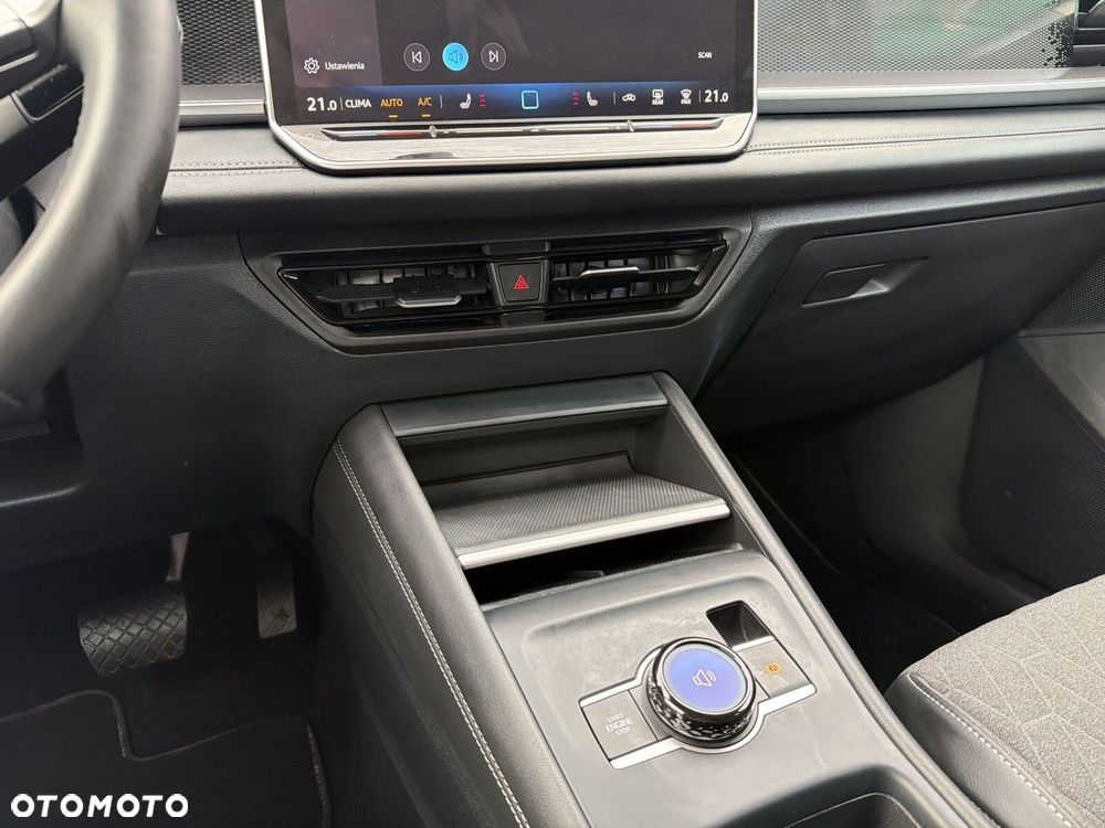Volkswagen Tayron 1.5 eTSI mHEV Life DSG - 25
