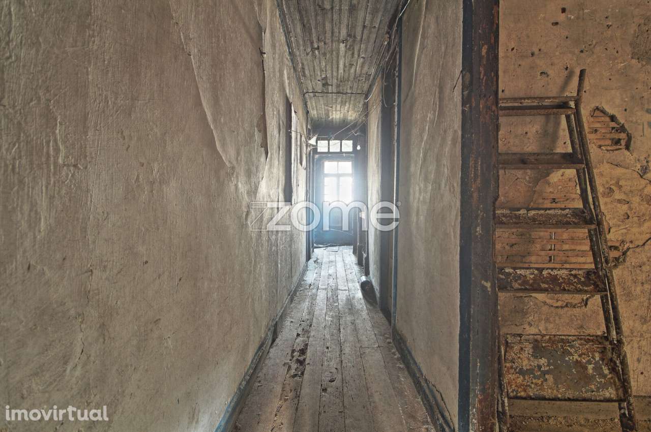 Prédio para restauro Boavista-Braga. - Grande imagem: 2/18