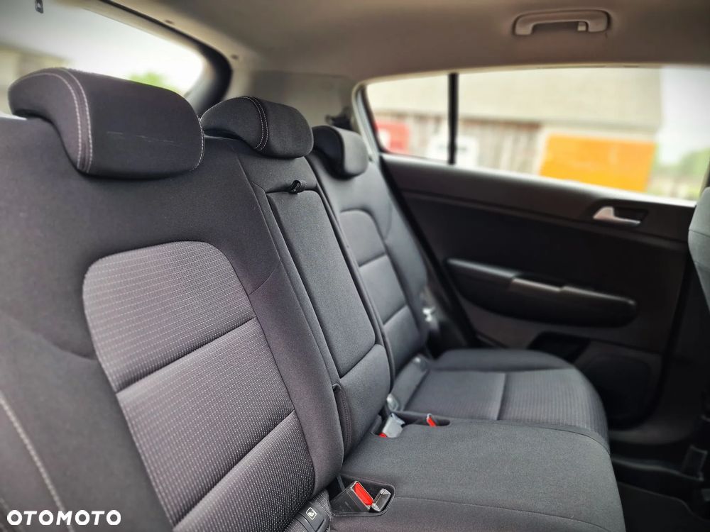 Kia Sportage 1.6 CRDI Black Edition Plus 2WD - 30