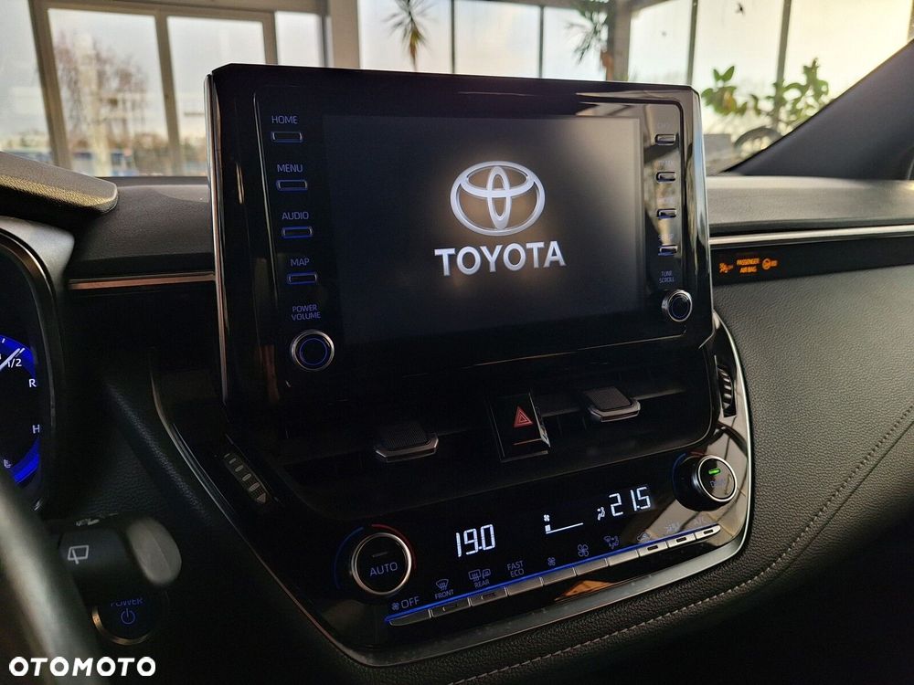 Toyota Corolla 2.0 Hybrid Comfort - 25