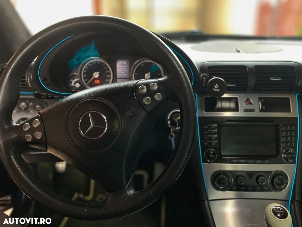 Mercedes-Benz C - 23