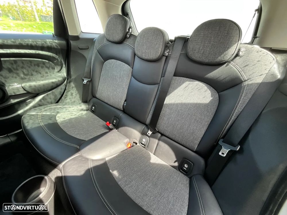 MINI 5 Portas Cooper D Aut. - 21
