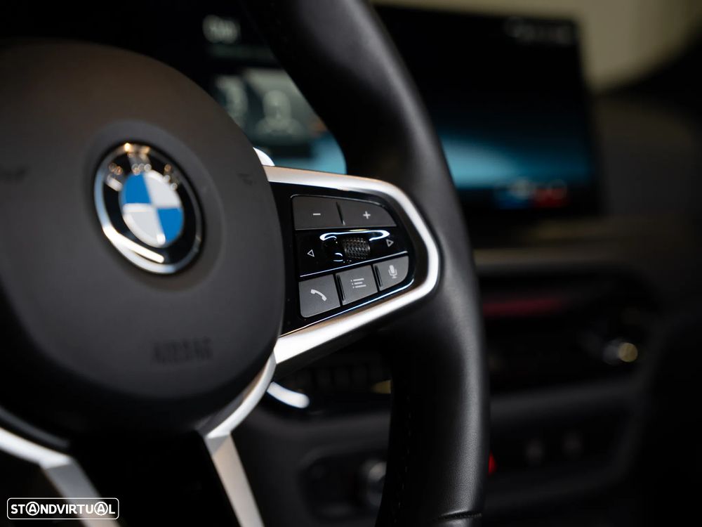 BMW 320 d Pack Desportivo M Auto - 9