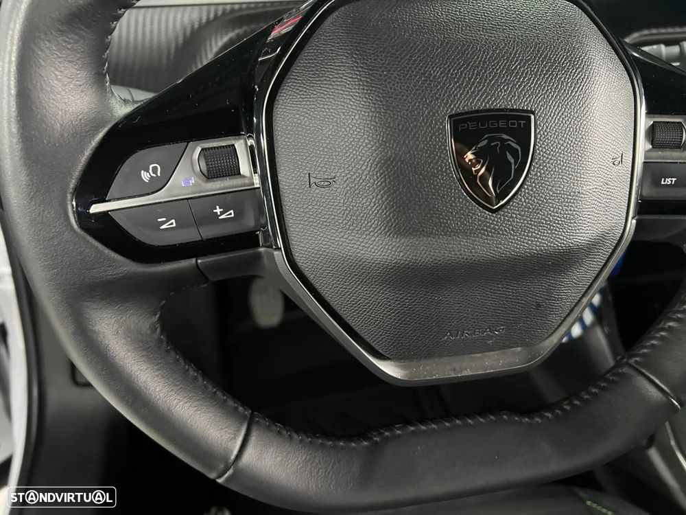 Peugeot 2008 1.2 PureTech Active Pack - 19