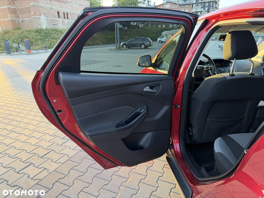 Ford Focus 1.6 EcoBoost Start-Stopp-System Champions Edition - 19