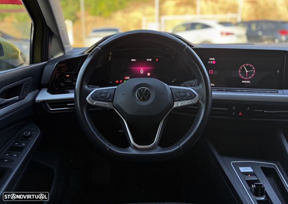 VW Golf - 8