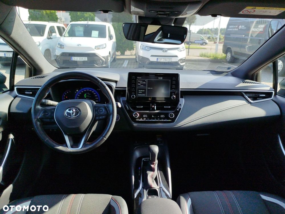 Toyota Corolla - 12