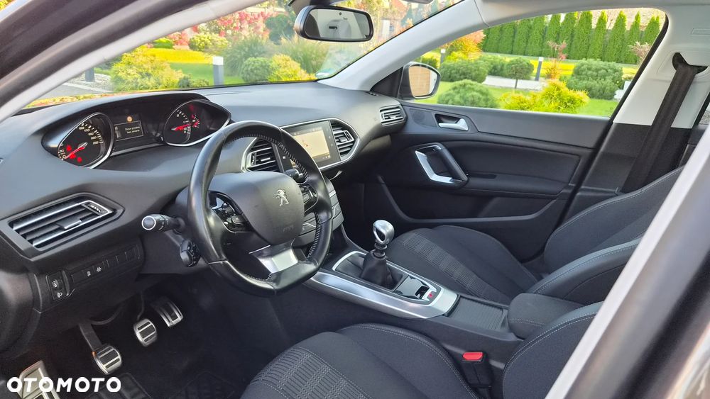 Peugeot 308 BlueHDi 130 Stop & Start Allure - 8