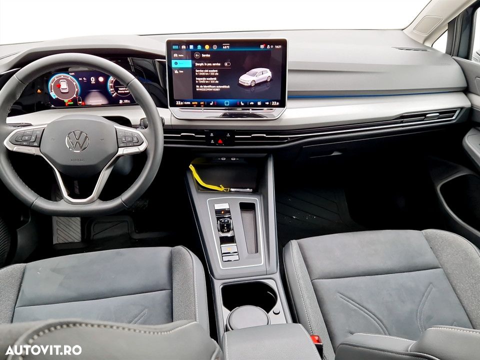 Volkswagen Golf 1.5 eTSI DSG MHEV Life - 12