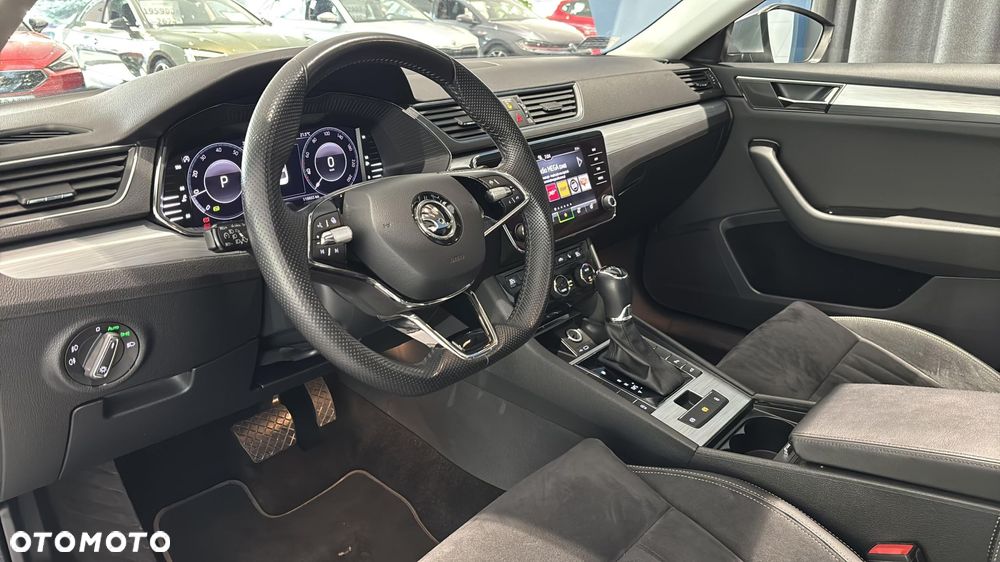Skoda Superb 1.5 TSI Ambition DSG - 9