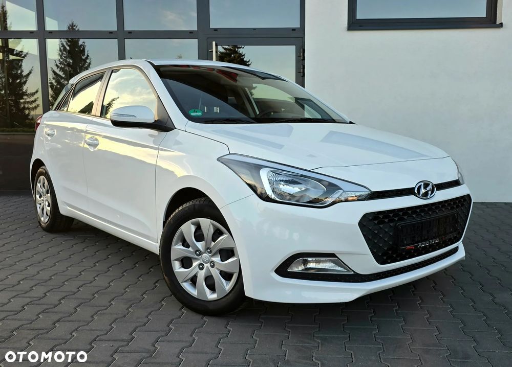 Hyundai i20 blue 1.2 - 2