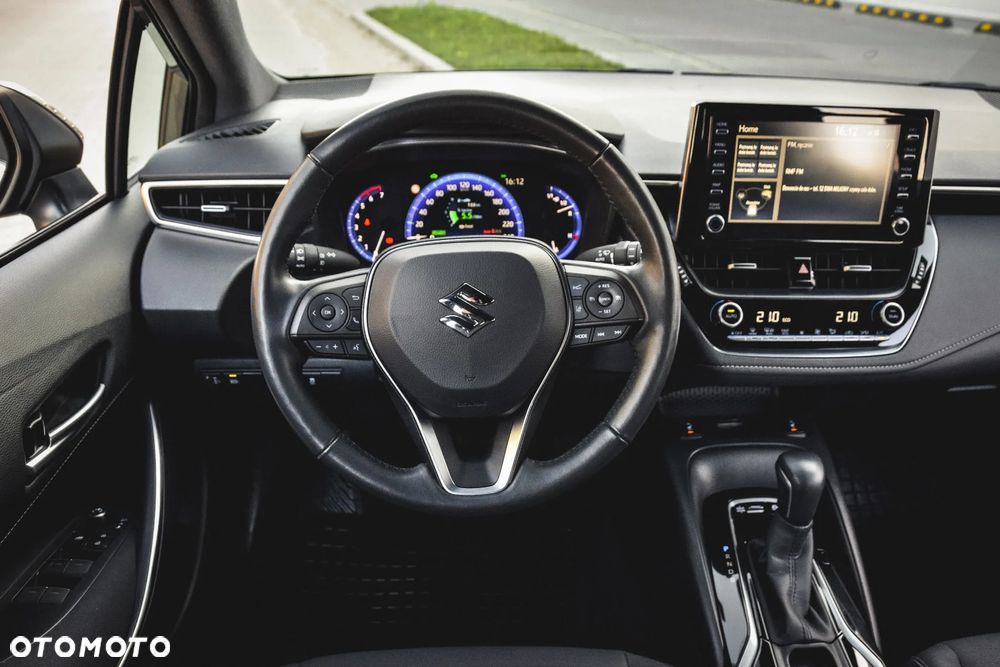 Suzuki Swace 1.8 Hybrid Premium Plus CVT - 32