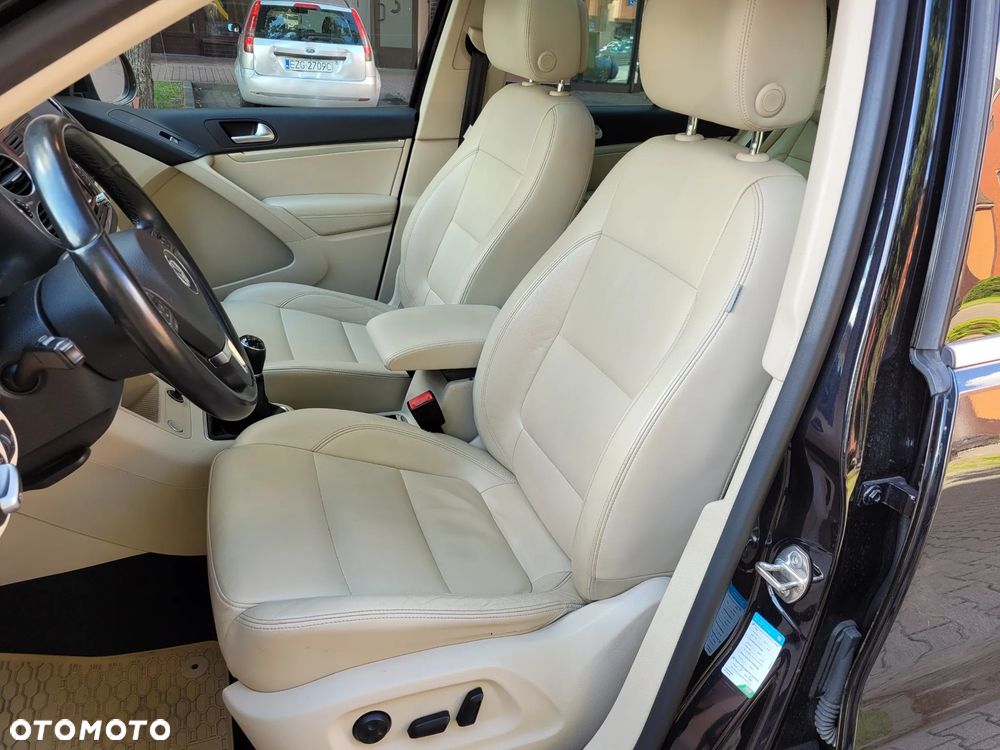 Volkswagen Tiguan 1.4 TSI Perfectline R-Style - 11