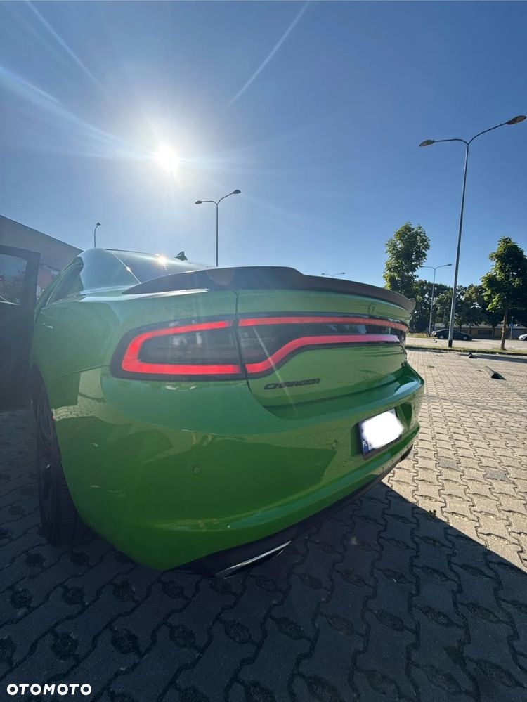 Dodge Charger - 13