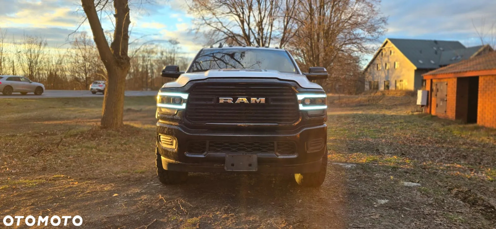 RAM 2500 - 4