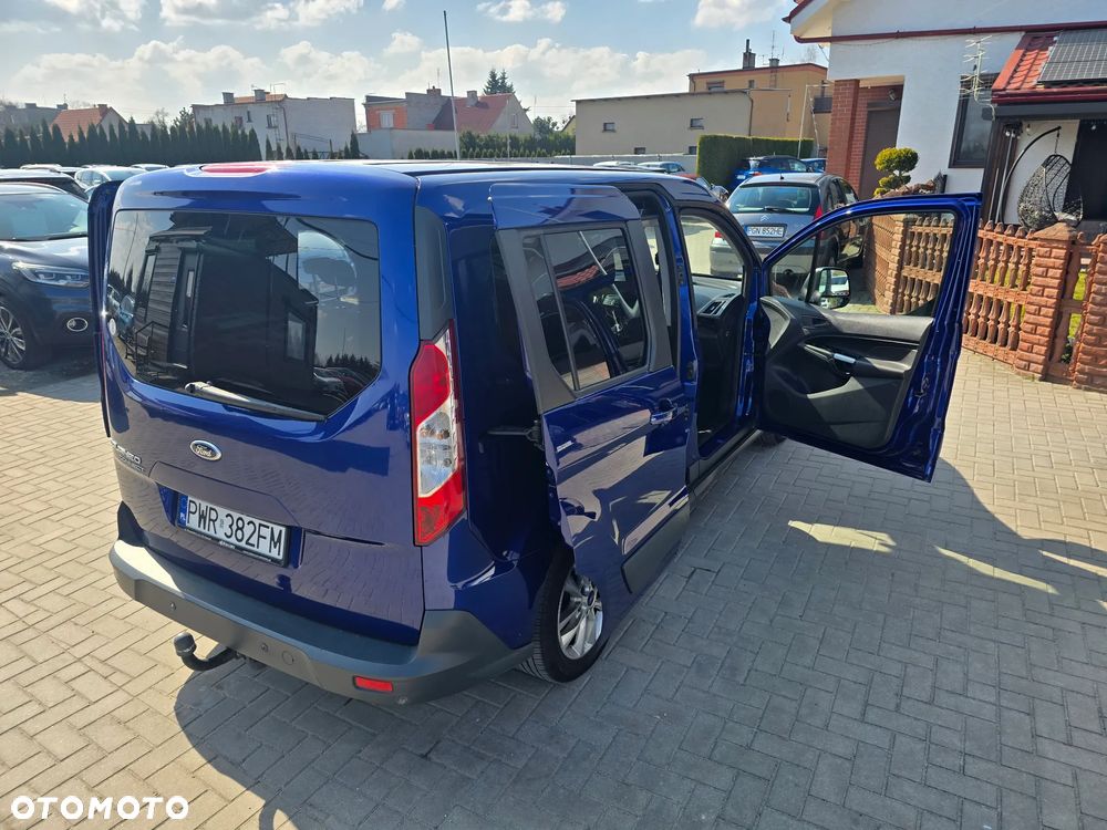 Ford Tourneo Connect - 33