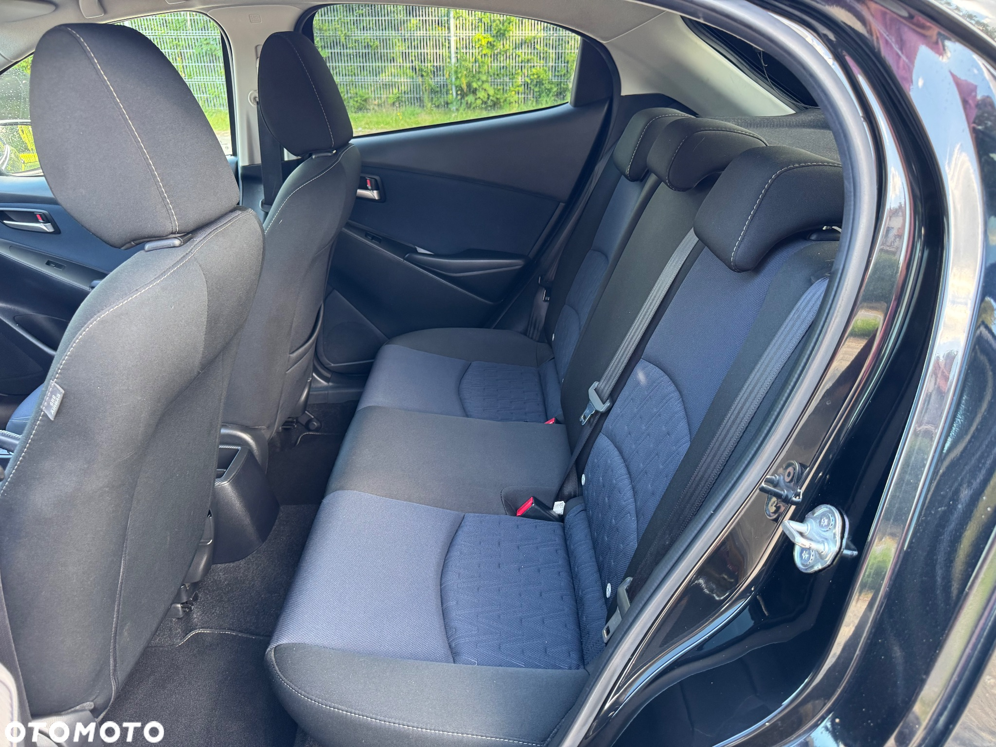 Mazda 2 - 18