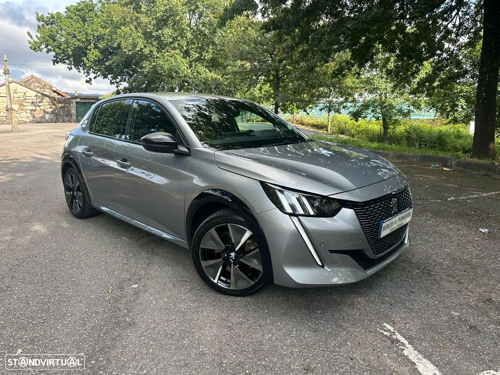 Peugeot e-208 50 kWh GT Line - 1