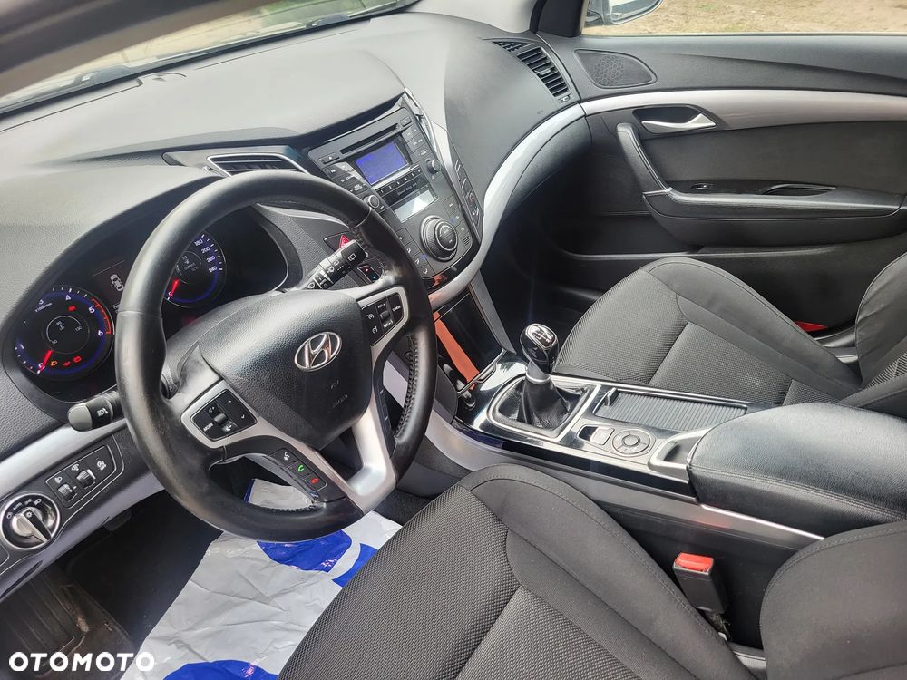 Hyundai i40 Kombi 1.7 CRDi Style - 28