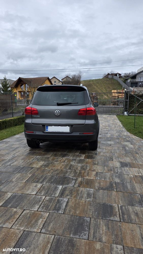 Volkswagen Tiguan 2.0 TDI DPF 4Motion BlueMotion Technology DSG Cup Track & Style - 6