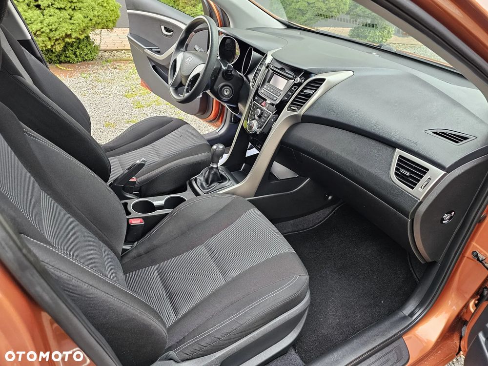 Hyundai i30 - 16