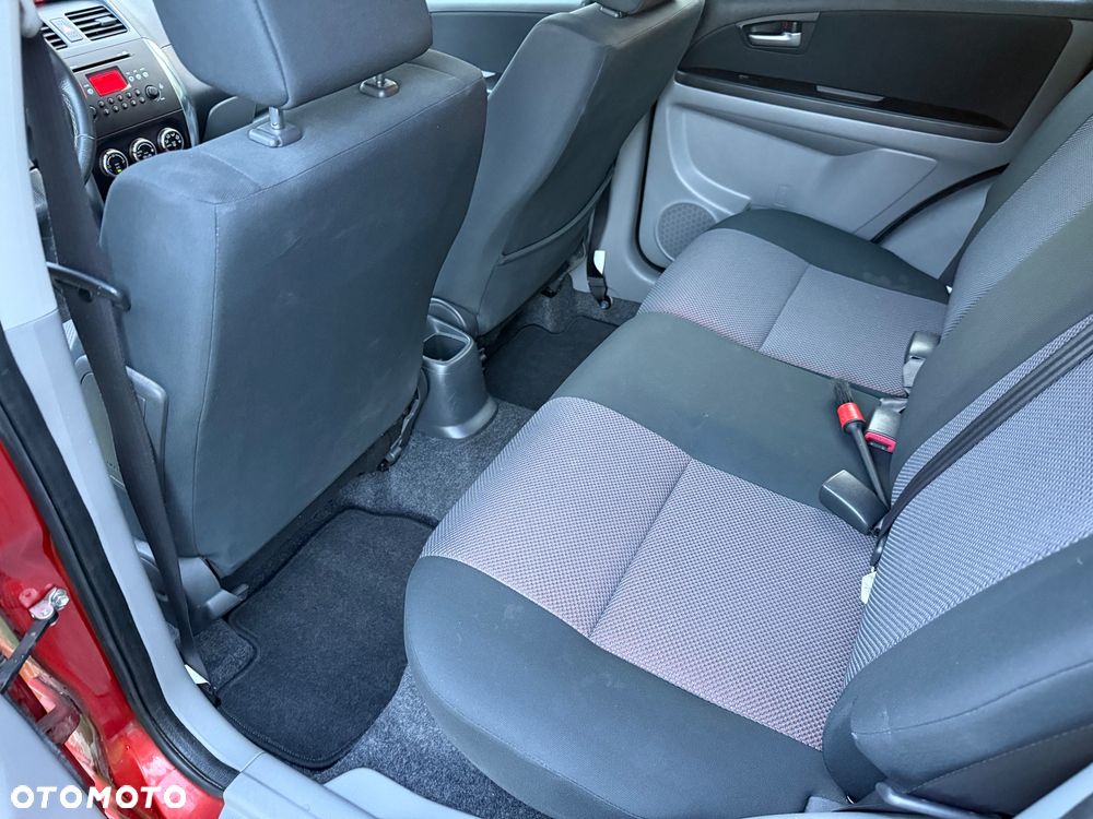 Suzuki SX4 1.6 VVT Automatik 4x2 Comfort - 15