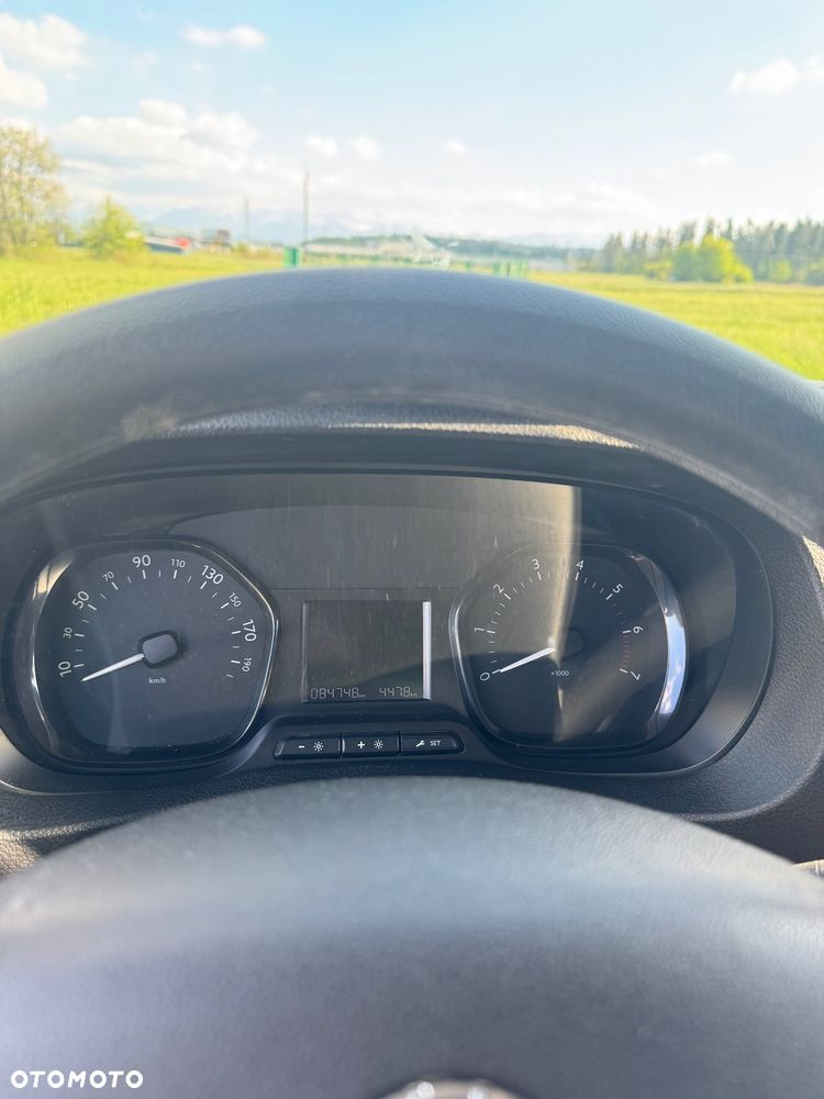 Opel Vivaro - 14