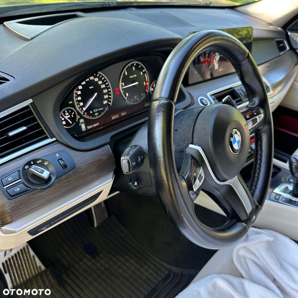 BMW Seria 5 - 11