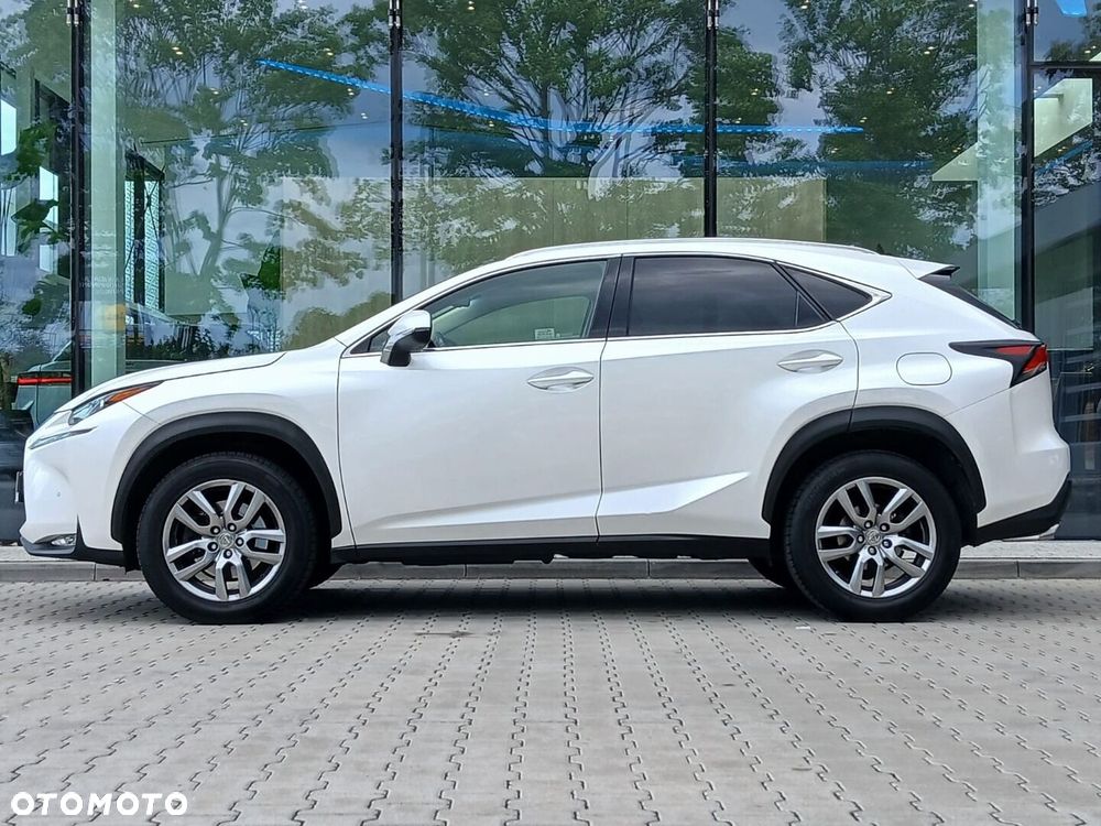 Lexus NX 200t Comfort AWD - 2