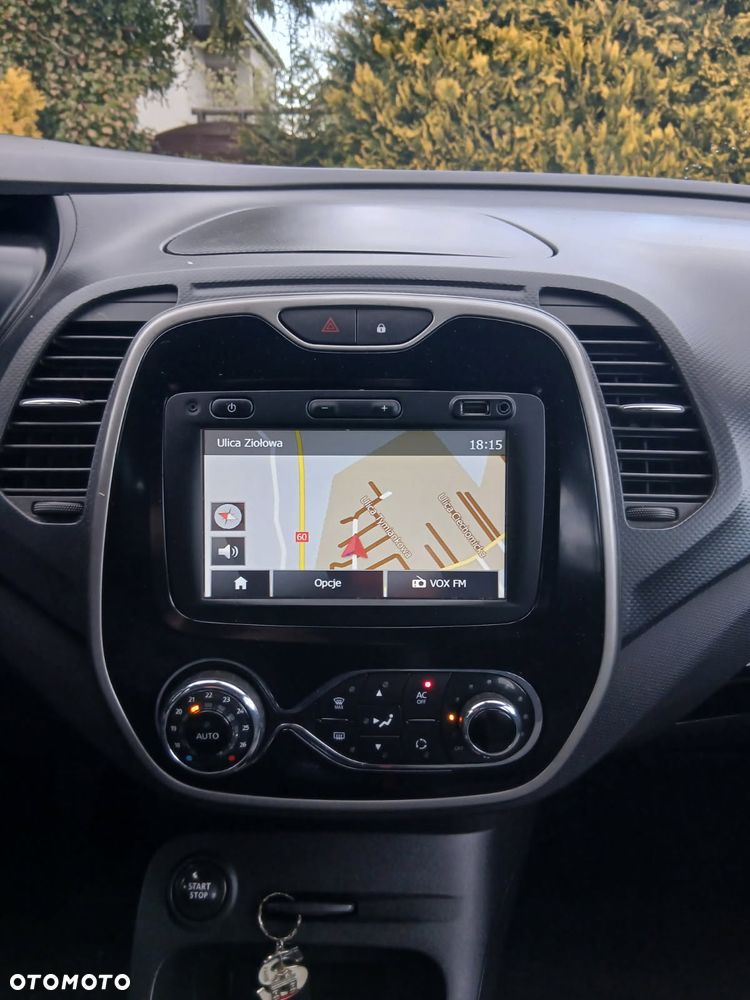 Renault Captur ENERGY dCi 90 Start&Stop Luxe - 11