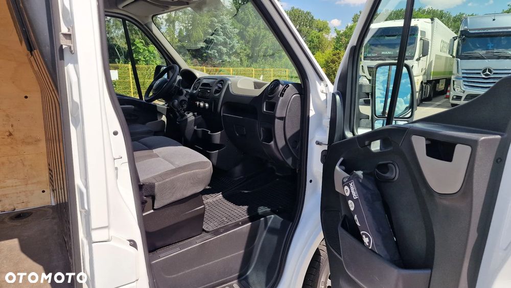 Renault Master - 16