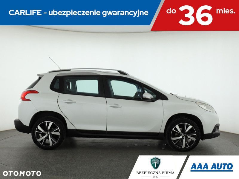 Peugeot 2008 - 8